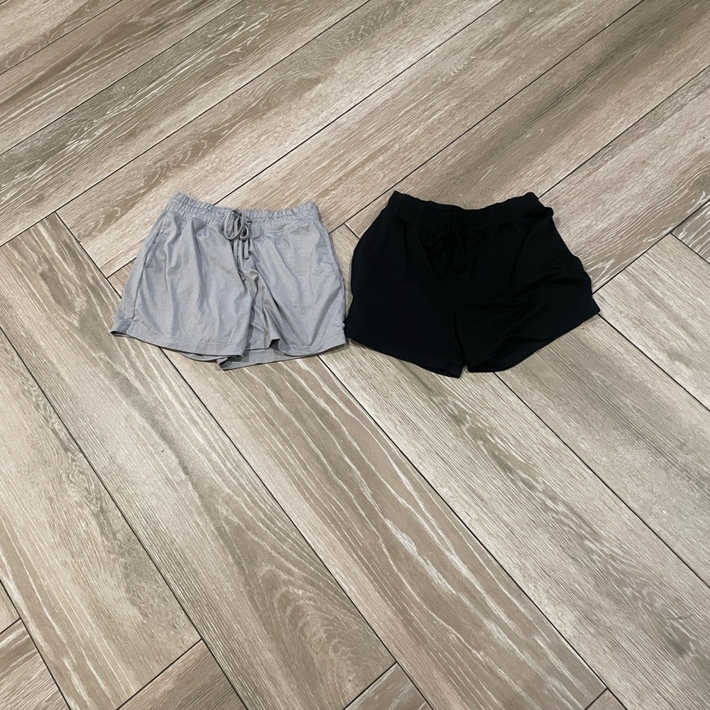 Comfy Women's Black and Gray Pajama Shorts